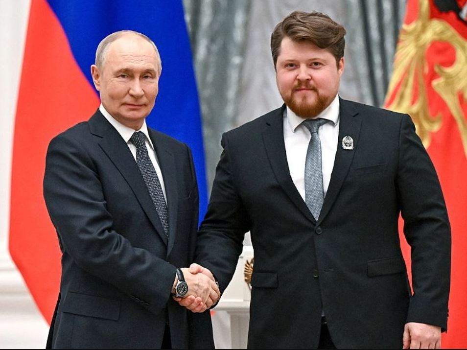 Вручение Премии Президента Российской Федерации для молодых деятелей культуры за 2025 год за исполнение главной партии в опере Сергея Прокофьева «Семён Котко», поставленной на сцене Государственного а