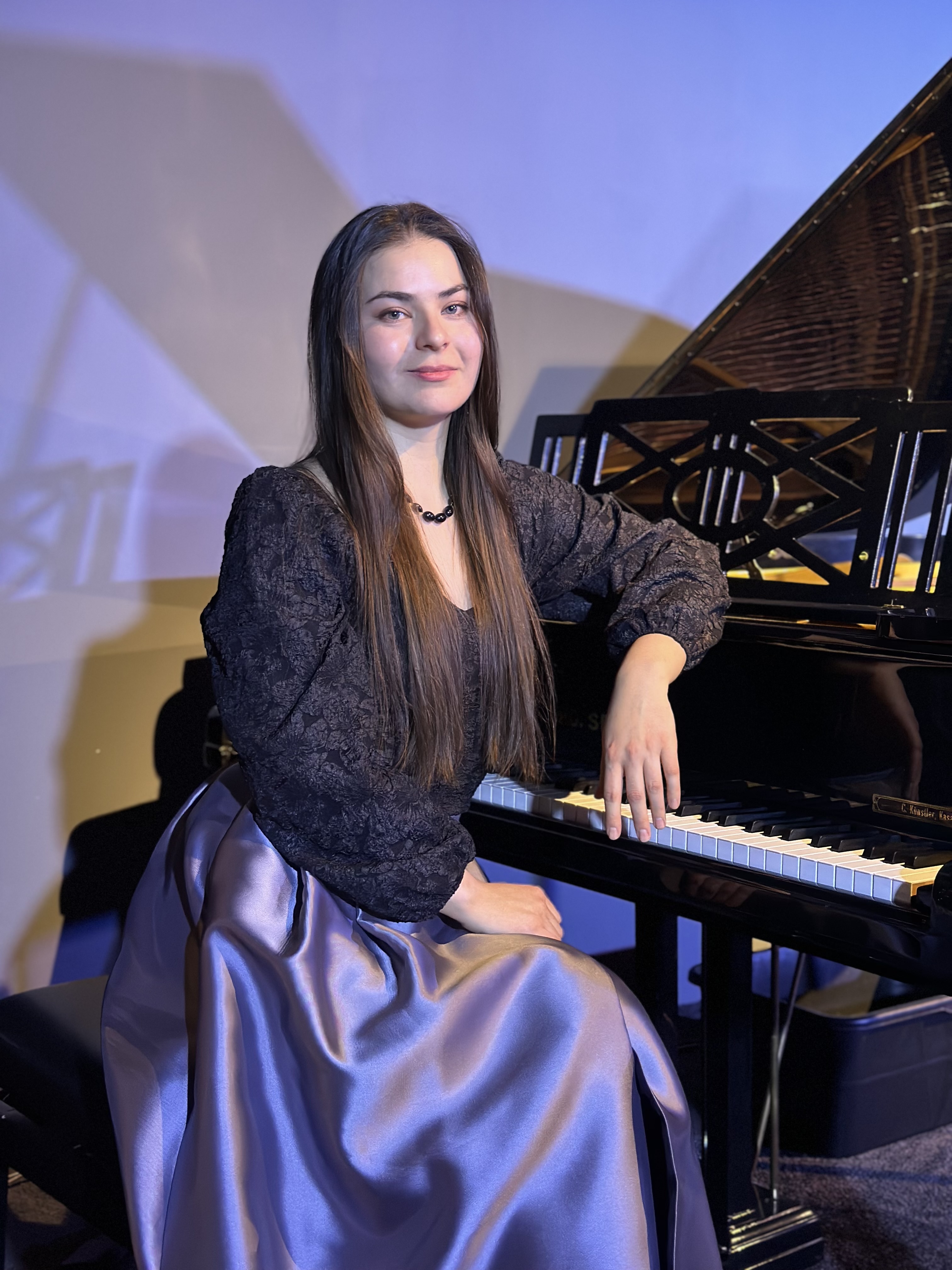 Юлия Ахматдинова