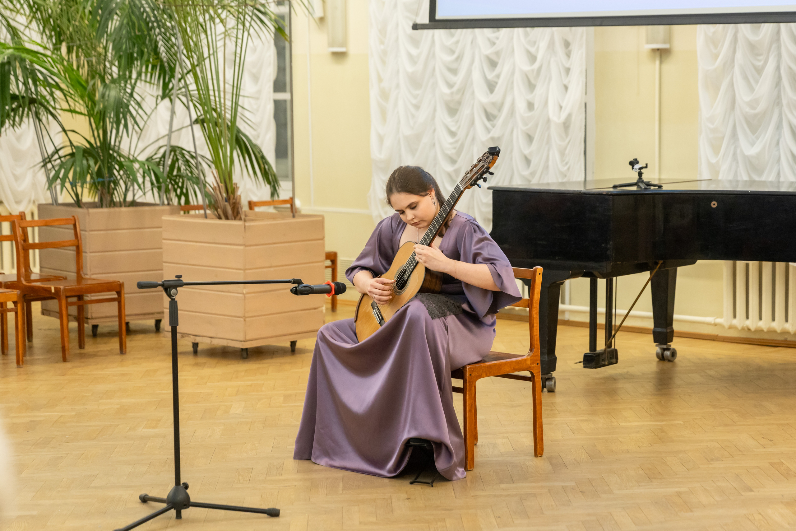 Полина
